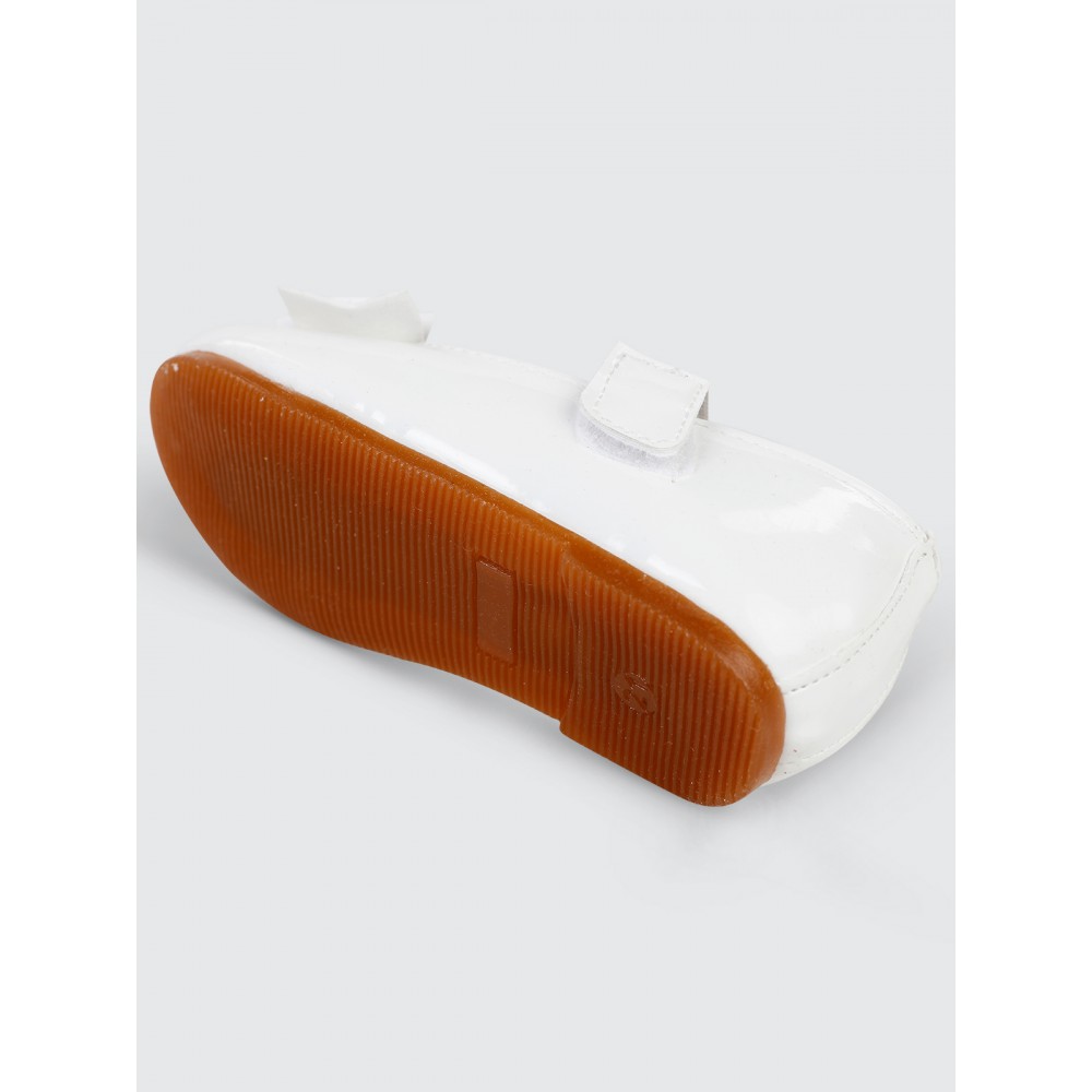 White Girls-Flat Shoes White Girls-Flat Shoes